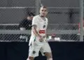 de campinas a manaus atacante percorre quase 4 mil km para realizar sonho de estrear no futebol profissional