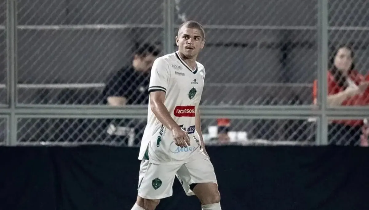 de campinas a manaus atacante percorre quase 4 mil km para realizar sonho de estrear no futebol profissional