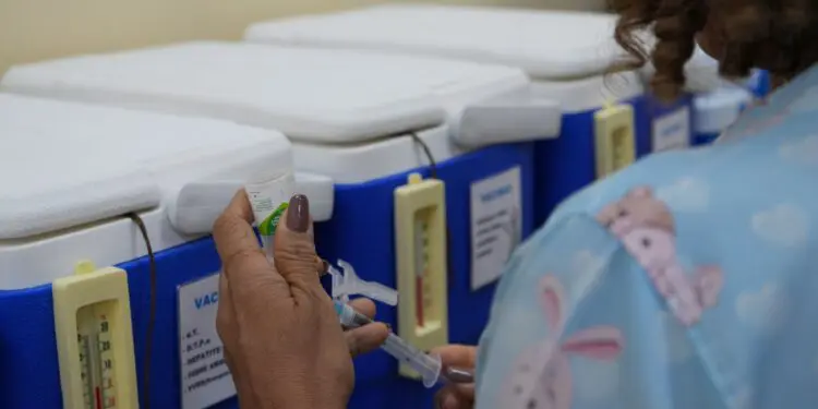 semsa manaus dia d multivacinação (5)