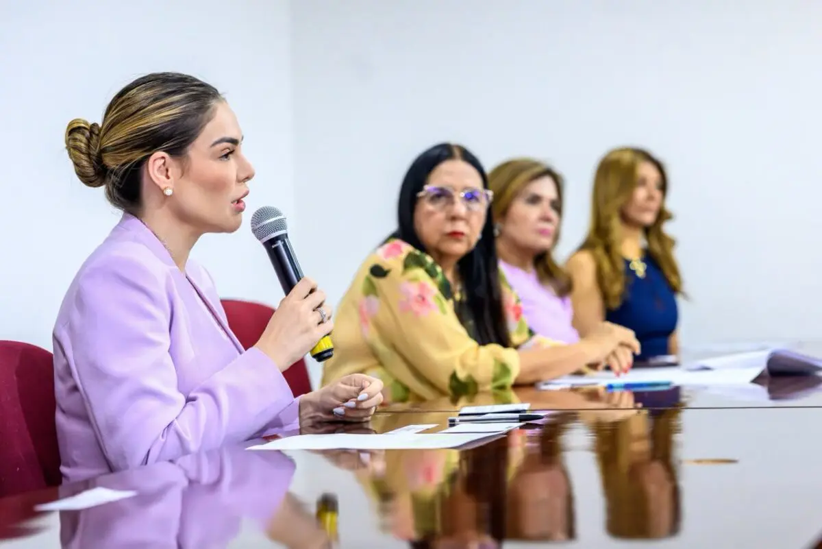 thaisa cidade participa de programação do agosto lilás no mpam e reforça proteção às mulheres (3)
