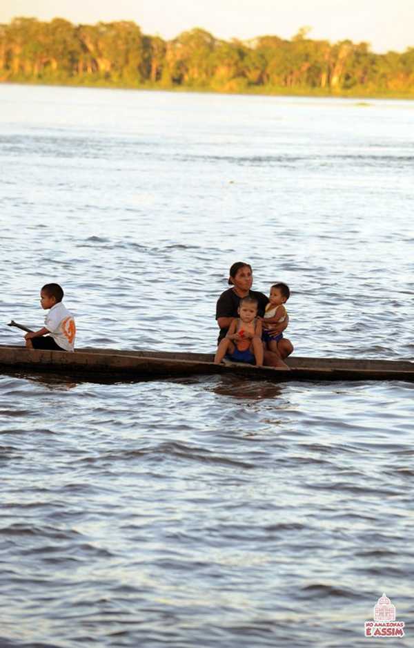 Vidas no Rio, no Alto Solimões no Amazonas foto: Chico Batata
