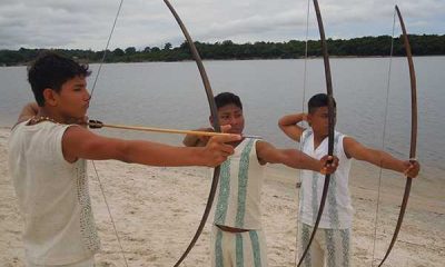 Local que os pequenos arqueiros indígenas treinam às margens da boca do Rio Cuieiras