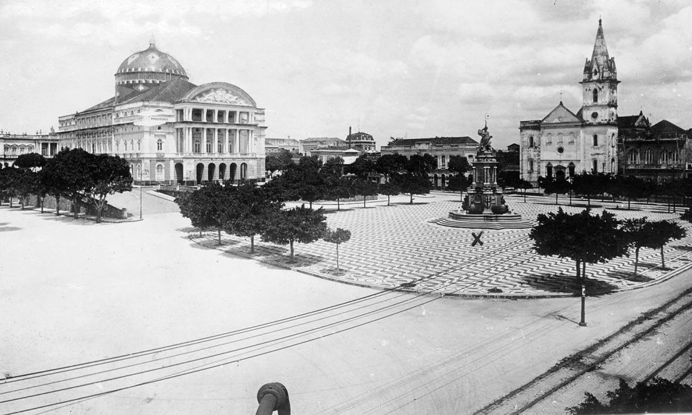 Praça e Largo de São Sebastião. Manaus, AM.