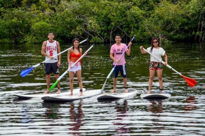 Pôr do sol de Stand Up Paddle com a galera do No Amazonas é Assim / Foto : Jaime, do Amazon Stand Up Paddle