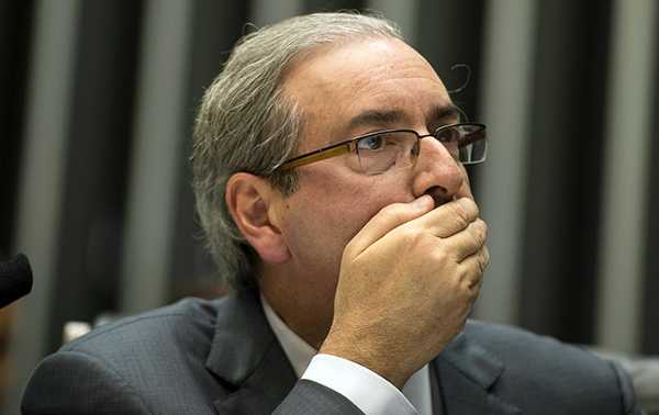 PT decide votar contra Cunha no Conselho de Ética