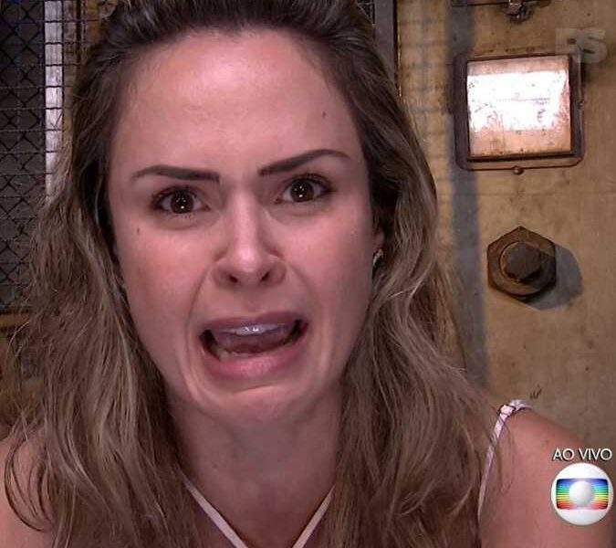 Bomba: Ana Paula quebra o silêncio sobre expulsão do BBB16