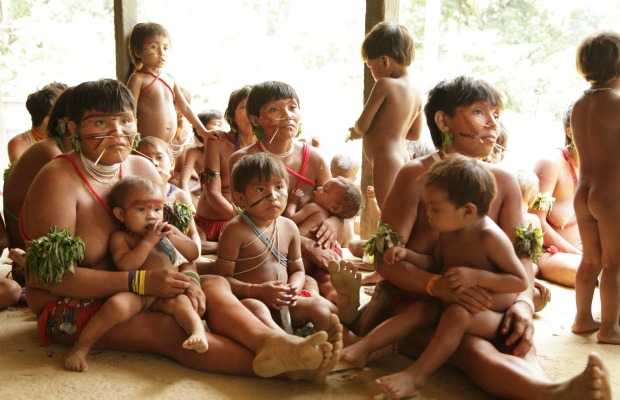 Índios são contaminados por mercúrio na Amazônia