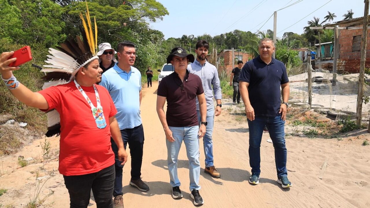 Pref. David Almeida anuncia pavimentação de vias em comunidades do Tarumã-Açu na zona Oeste de Manaus / Foto : Divulgação