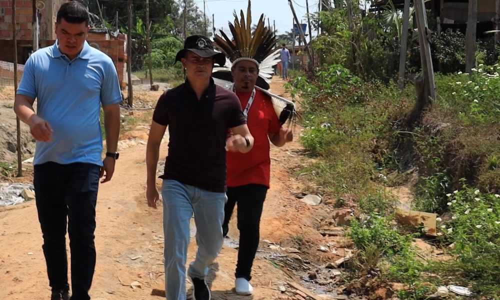 Pref. David Almeida anuncia pavimentação de vias em comunidades do Tarumã-Açu na zona Oeste de Manaus / Foto : Divulgação