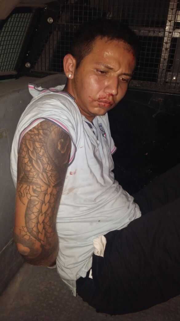 Bandido é preso após invadir pizzaria no Parque das Laranjeiras em Manaus