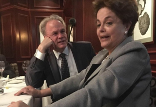 James N Green olhado apaixonado para a Dilma Rousseff / Divulgação