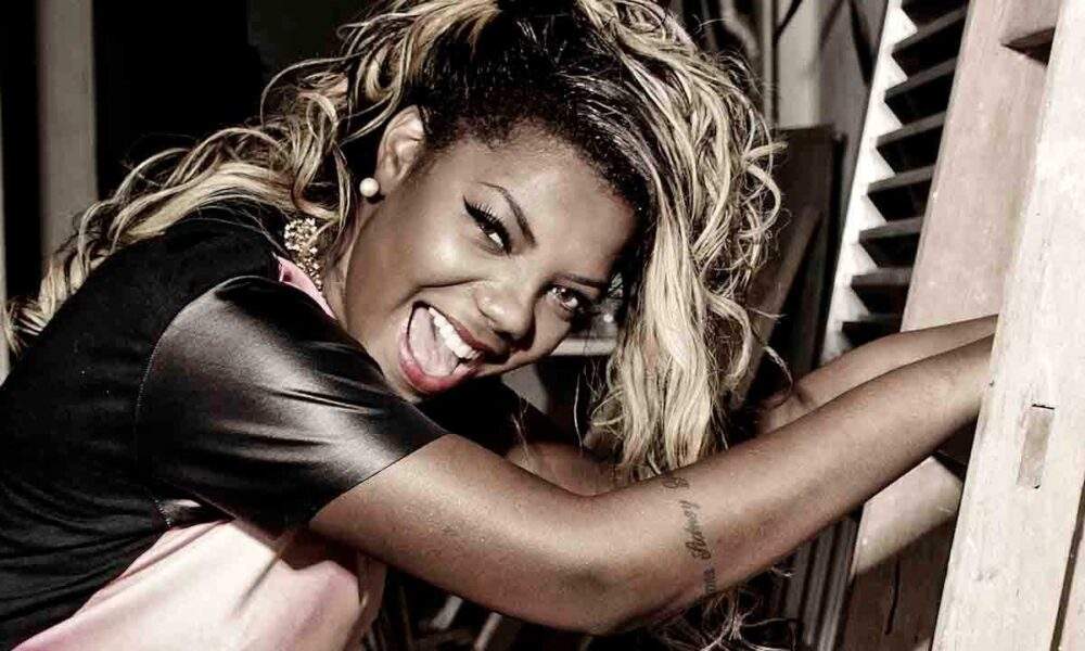 Ludmilla e "monstros" da toada se apresentam no Copacabana