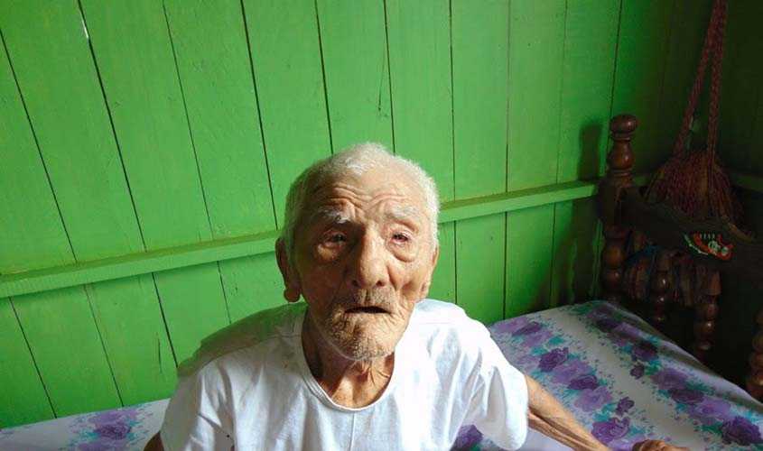 Soldado da borracha de 108 anos resiste e espera por seus direitos / Fonte: SINDSBOR 