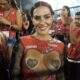 Saiba quanto mais ou menos a Cleo Pires ganhou para usar look polêmico no Carnaval