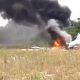 Vídeo registra momentos após queda de avião em Manaus