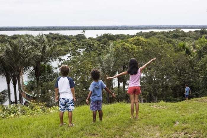 Crianças: Futuro da Amazônia / Foto por Thais Antunes
