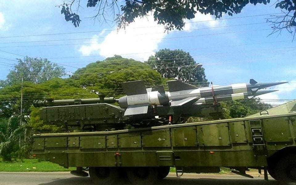 Venezuela posiciona mísseis na fronteira com o Brasil e Guiana