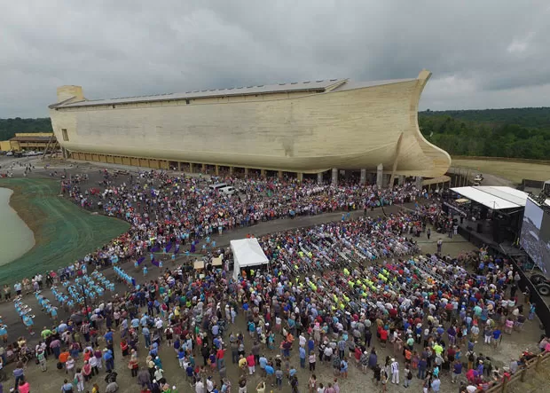 A Arca de Noé foi reconstruído e aberto ao público em Kentucky