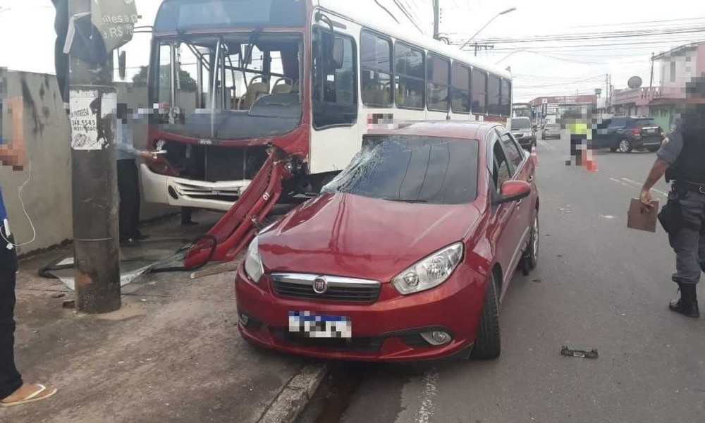 Grave acidente entre ônibus e carro deixa vítima, na Zona Centro-Sul