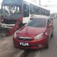 Grave acidente entre ônibus e carro deixa vítima, na Zona Centro-Sul