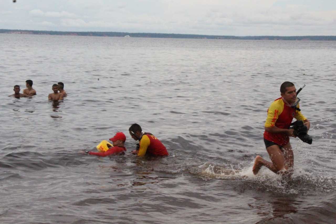 Bombeiros ressaltam cuidados a se tomar em balneários, rios, igarapés e piscinas / Foto: Divulgação/SSP-AM