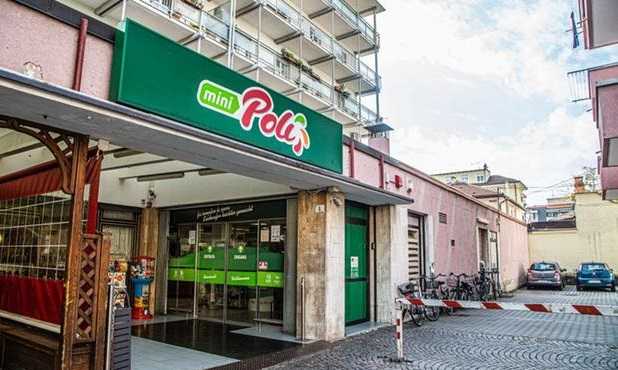 O supermercado onde ocorreu o roubo - Mini Poli / Foto : Divulgação