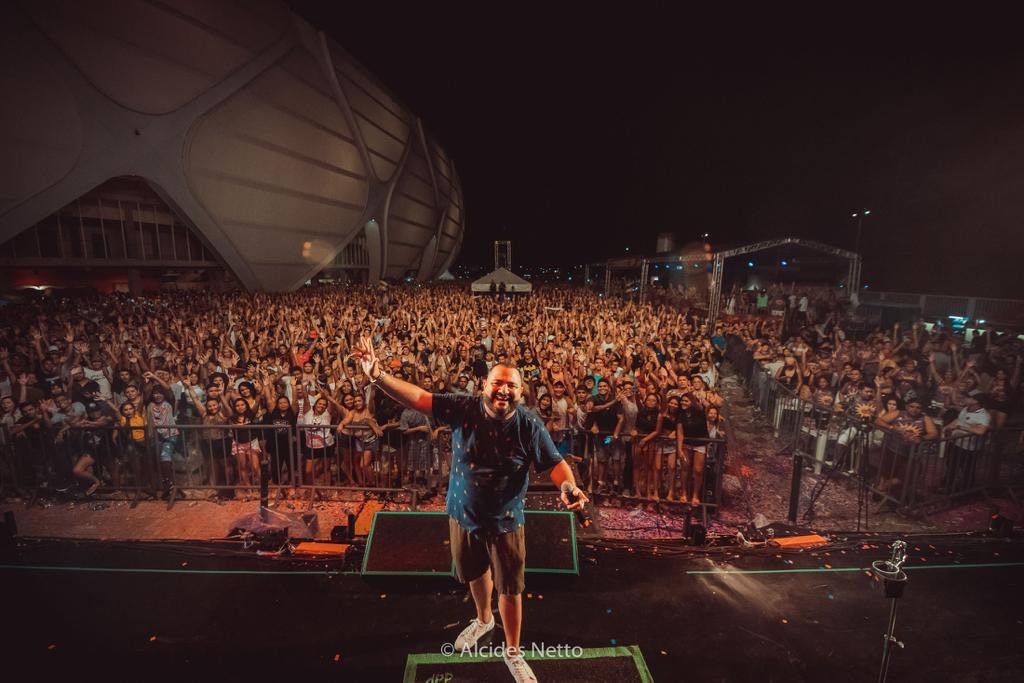 Banda do DJ Evandro Jr. levou 60 mil pessoas para a Arena da Amazônia