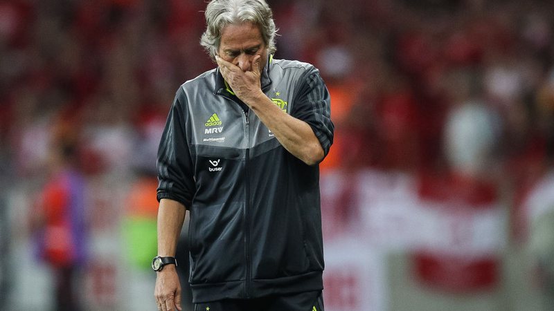 Flamengo divulga nota após Jorge Jesus testar positivo para coronavírus