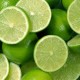 Conheça 5 benefícios do consumo de água com limão em jejum