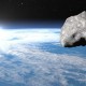 Vídeo: Dois asteroides passam "tirando fino" da Terra