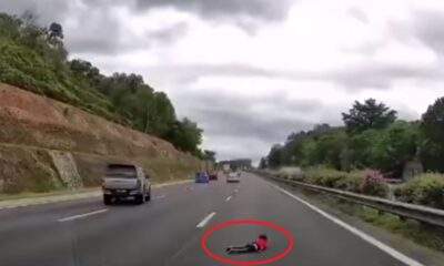 Câmera flagra o momento em que um bebê é arremessado para fora do carro após batida