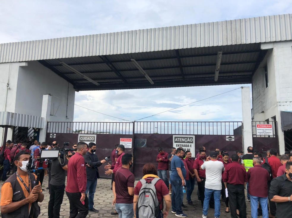 Açaí Transportes se pronuncia após surpreender trabalhadores com portões trancados em Manaus