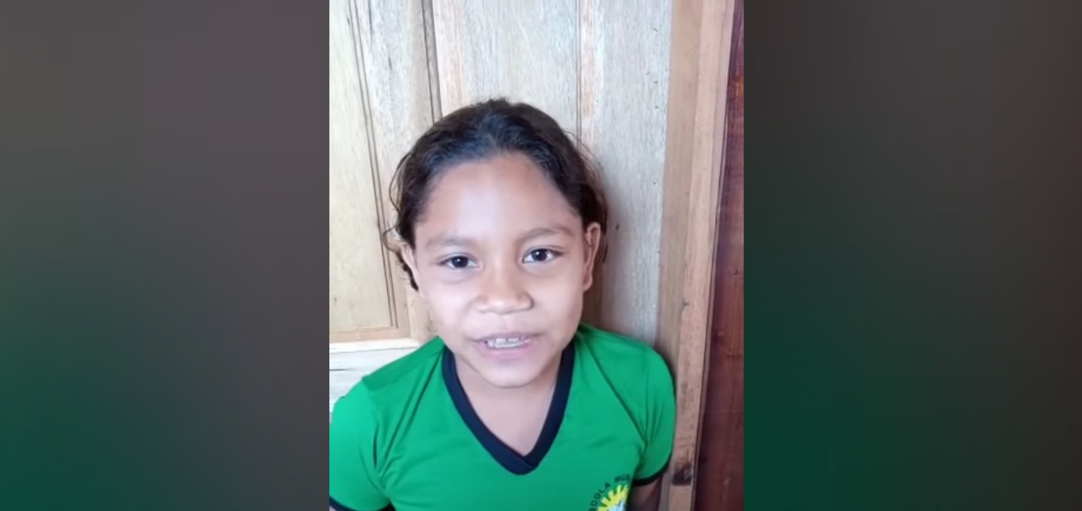 Criança grava vídeo antes de morrer de forma trágica em brincadeira, no Amazonas