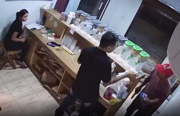 Homem assalta loja de açaí na Cidade Nova