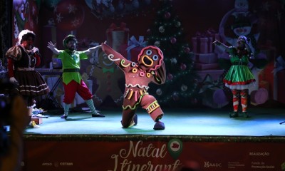 Governo do Amazonas leva apresentações culturais e Natal para os bairros através do "Natal Itinerante"
