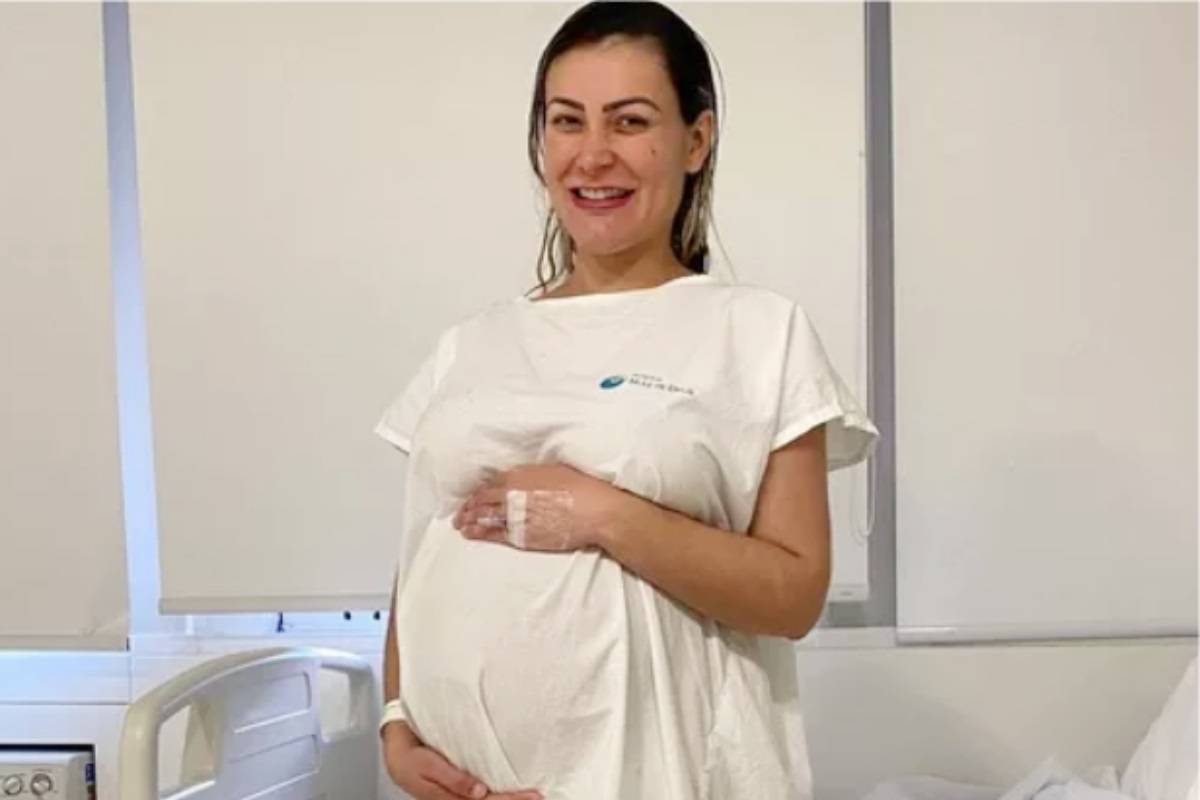 Andressa Urach, 34, grávida de 8 meses 