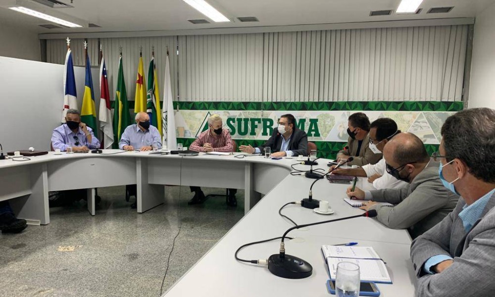 Governo do Amazonas articula estratégia para que medidas do Governo Federal não prejudiquem economia do Estado