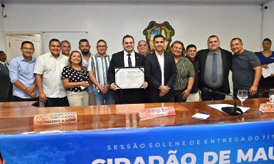 Presidente da Assembleia Legislativa do Amazonas, Roberto Cidade recebe o Título de Cidadão de Maués