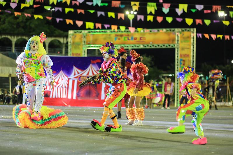 2ª noite de festival folclórico agita público no Centro Cultural Povos da Amazônia