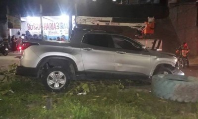 Cenas Fortes : Homem é assassinado em carro na presença da esposa e filhos em Manaus após voltar de arraial!