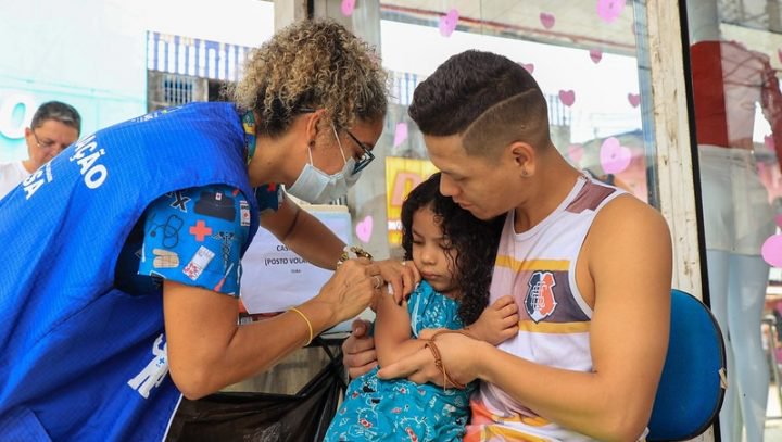 Prefeitura de Manaus começa a vacinar crianças a partir de 3 anos contra a Covid-19