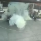 Vídeo flagra explosão de carro em posto de combustíveis