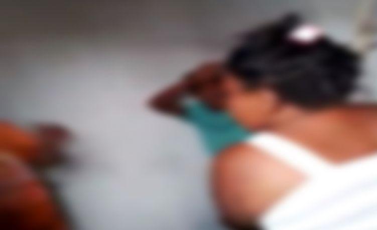 Vídeo +18 : Mãe arregaça filhos  acusados de cometer roubos na paulada!