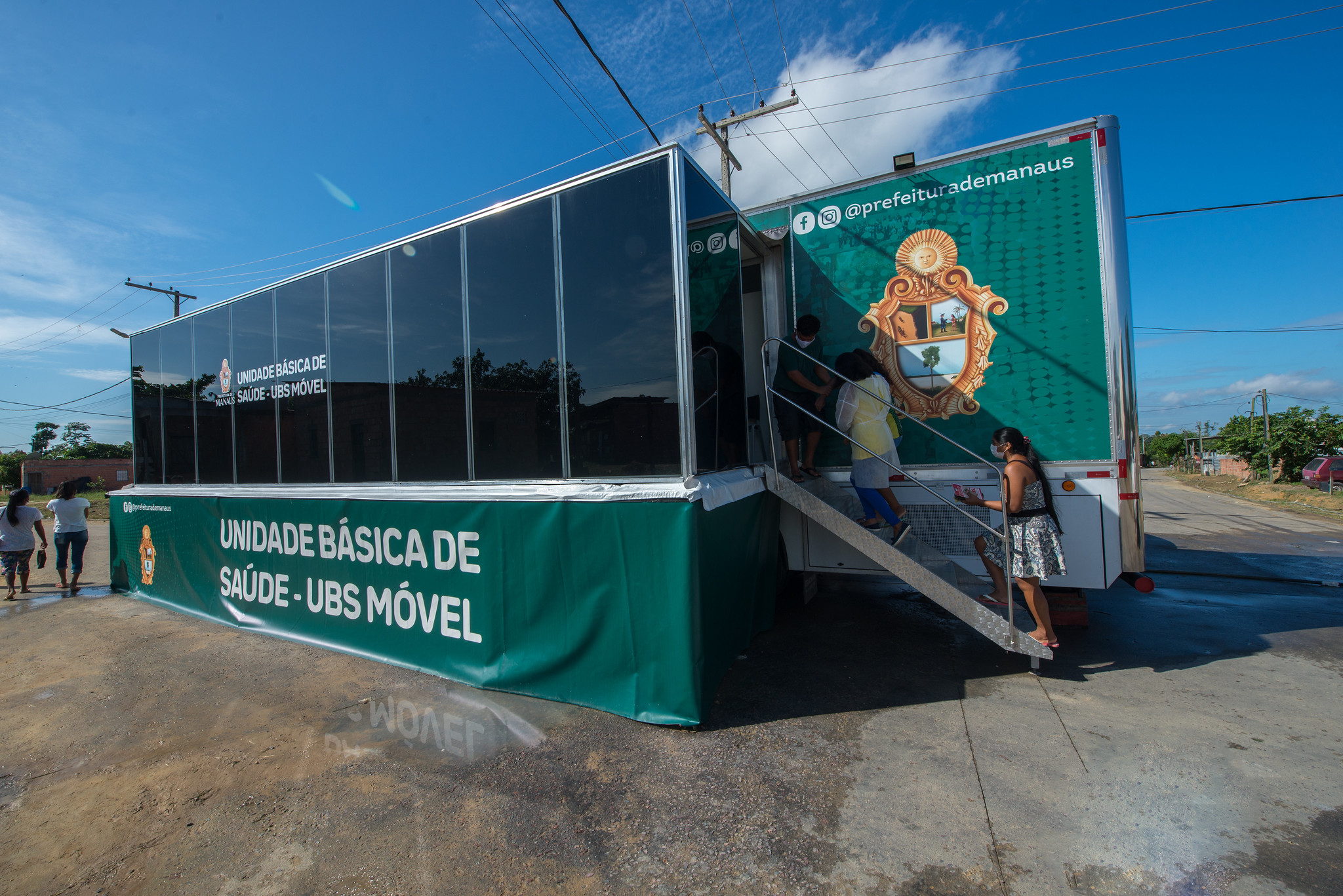 Prefeitura de Manaus oferta serviços de UBS Móvel próximo do Museu da Amazônia