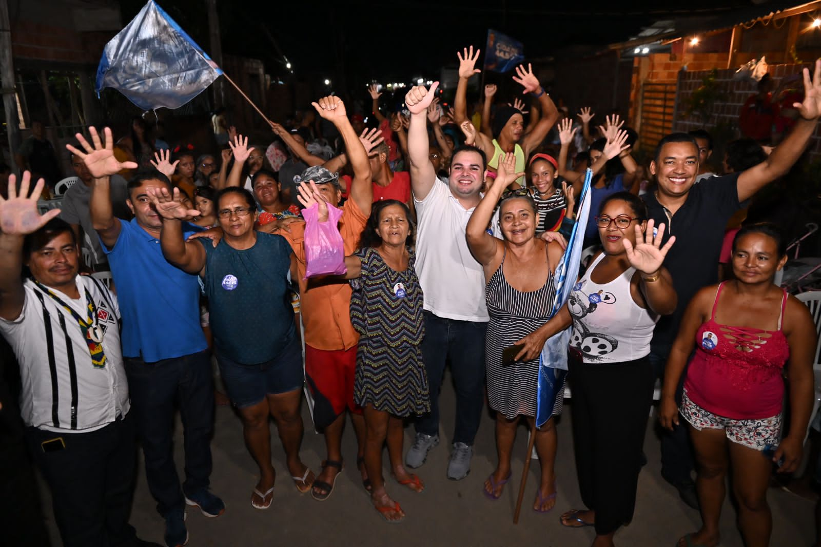 Comunidades da zona Oeste de Manaus conhecem propostas de Roberto Cidade, candidato à reeleição à Assembleia do Estado