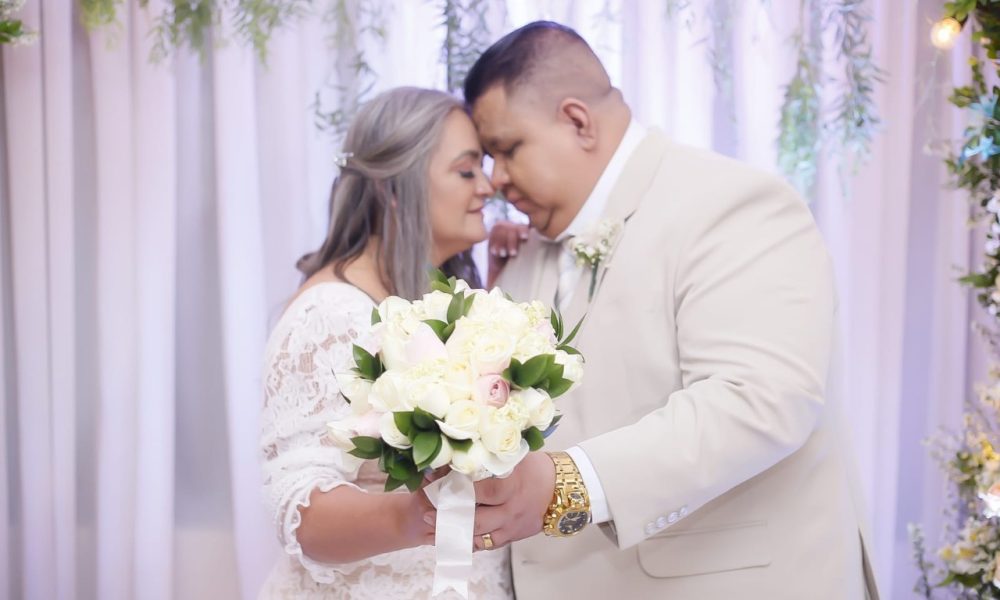 Blogueiro Marcelo Generoso se casa com pompas. Confira fotos