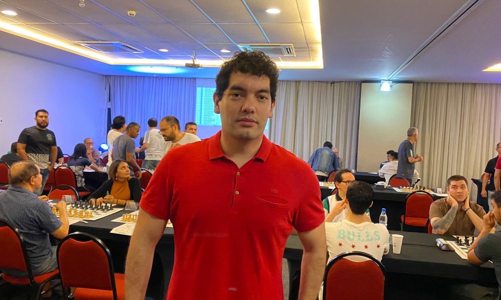 Campeonato internacional Manaus Chess Open recebe maior jogador da América Latina durante estreia
