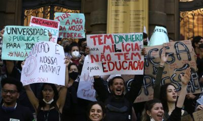 Governo anuncia bloqueio de R$ 2,63 bilhões, universidades Federais alertam que podem fechar