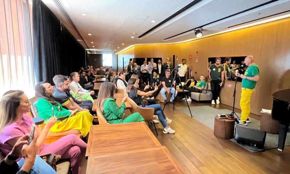 Luciano Hang participa de café com empresários e ato pela liberdade, em Belo Horizonte (MG)