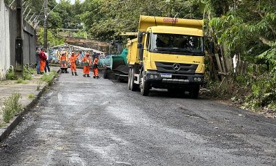 Prefeitura intensifica com o programa ‘Asfalta Manaus’ o recapeamento de vias no bairro Planalto / Foto – Rayner Souza / Seminf